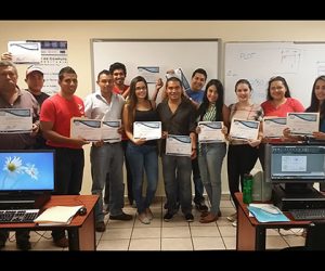 Finaliza Curso sabatino de Autocad 2D