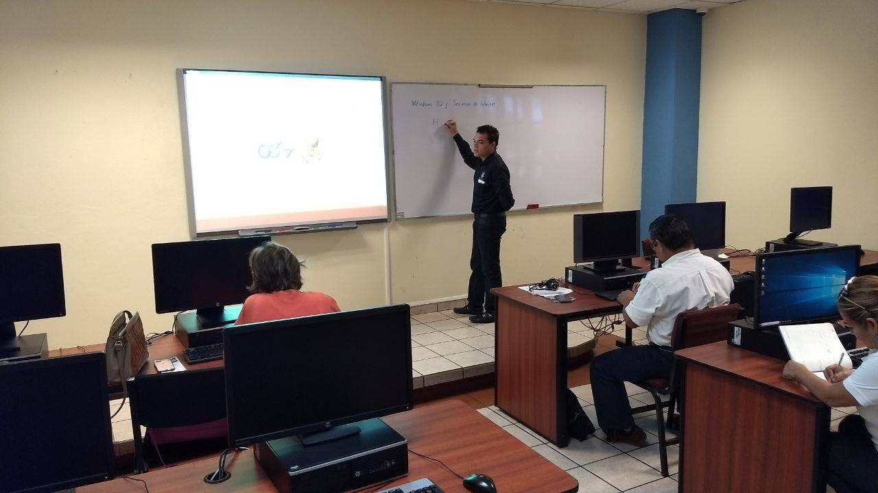 Inicia Curso de Computación Básica