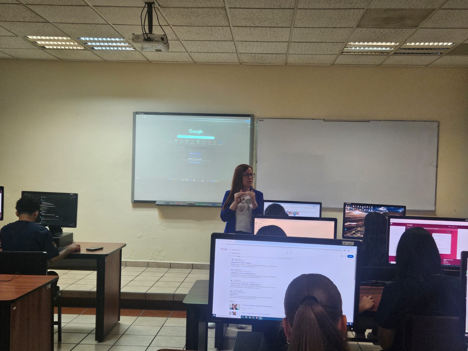 Sanamente Libremente: Jóvenes por la Paz y Contra las Adicciones